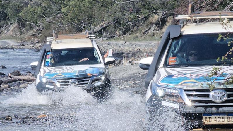 LAGOS ESCONDIDO Y FAGNANO EN 4X4